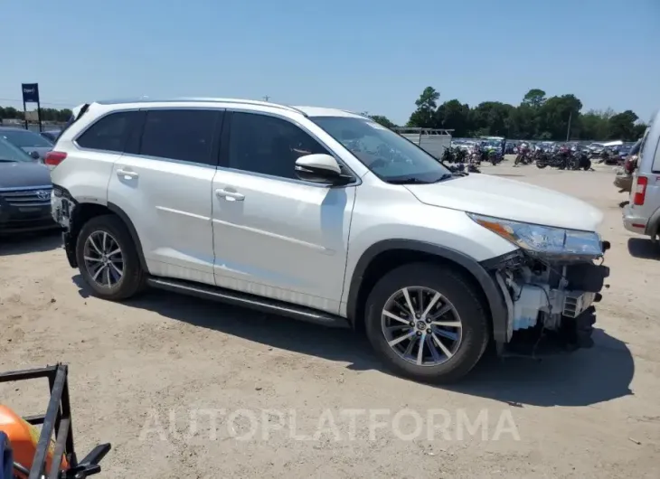 TOYOTA HIGHLANDER 2017 vin 5TDJZRFH3HS480815 from auto auction Copart