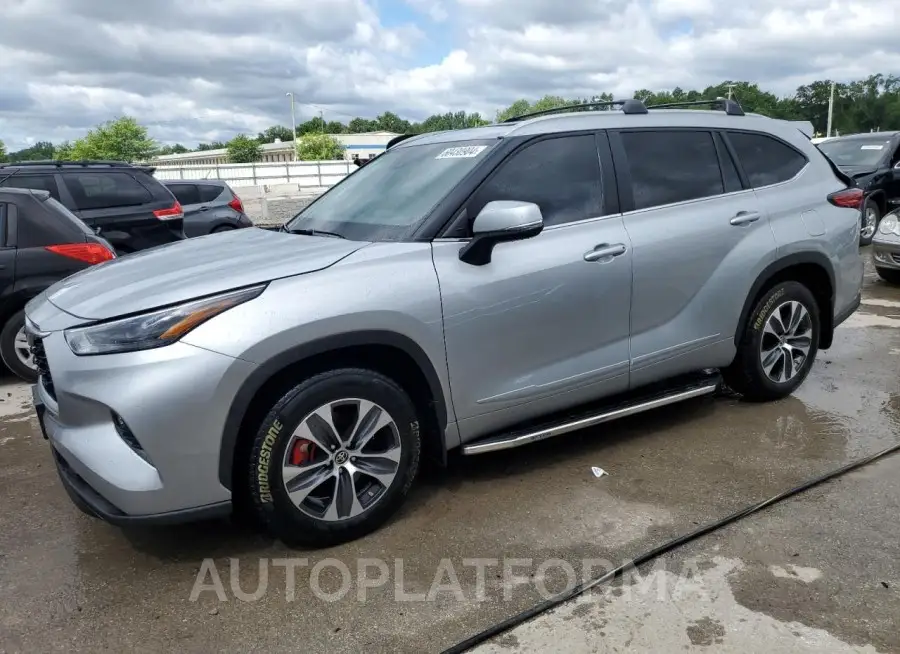 TOYOTA HIGHLANDER 2023 vin 5TDKDRAH8PS001779 from auto auction Copart