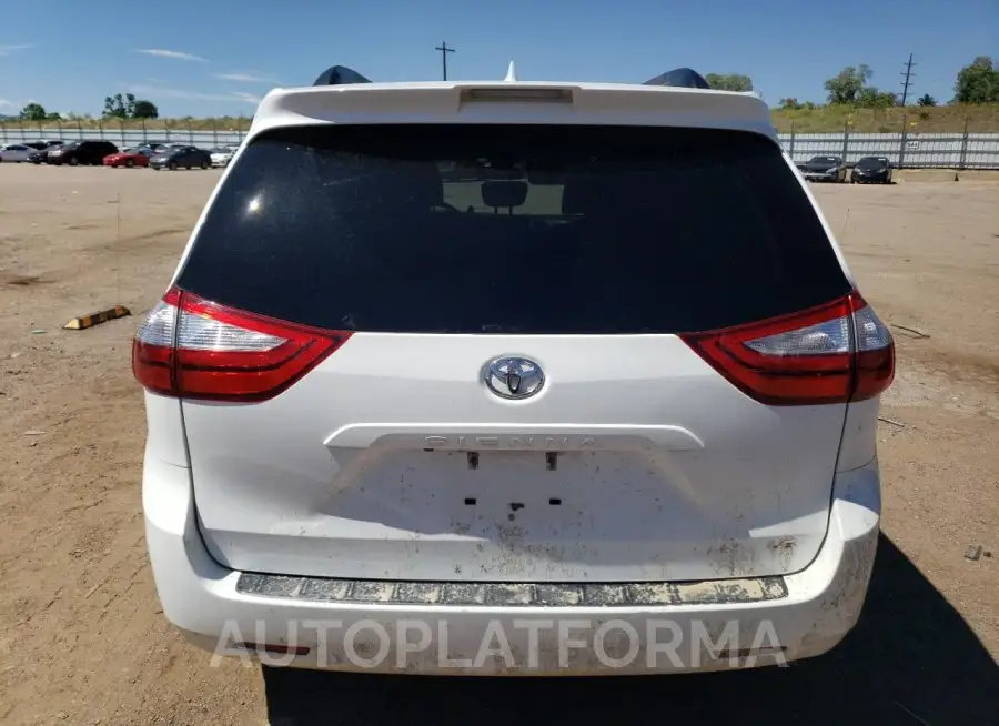 TOYOTA SIENNA LE 2019 vin 5TDKZ3DC8KS005614 from auto auction Copart