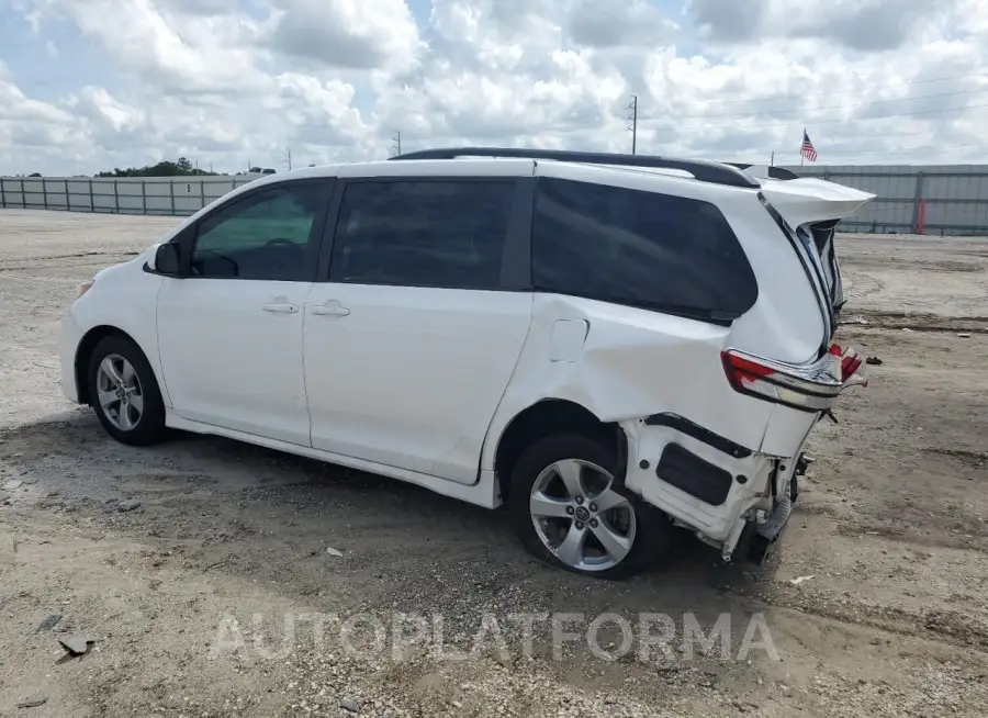 TOYOTA SIENNA LE 2019 vin 5TDKZ3DC8KS015155 from auto auction Copart