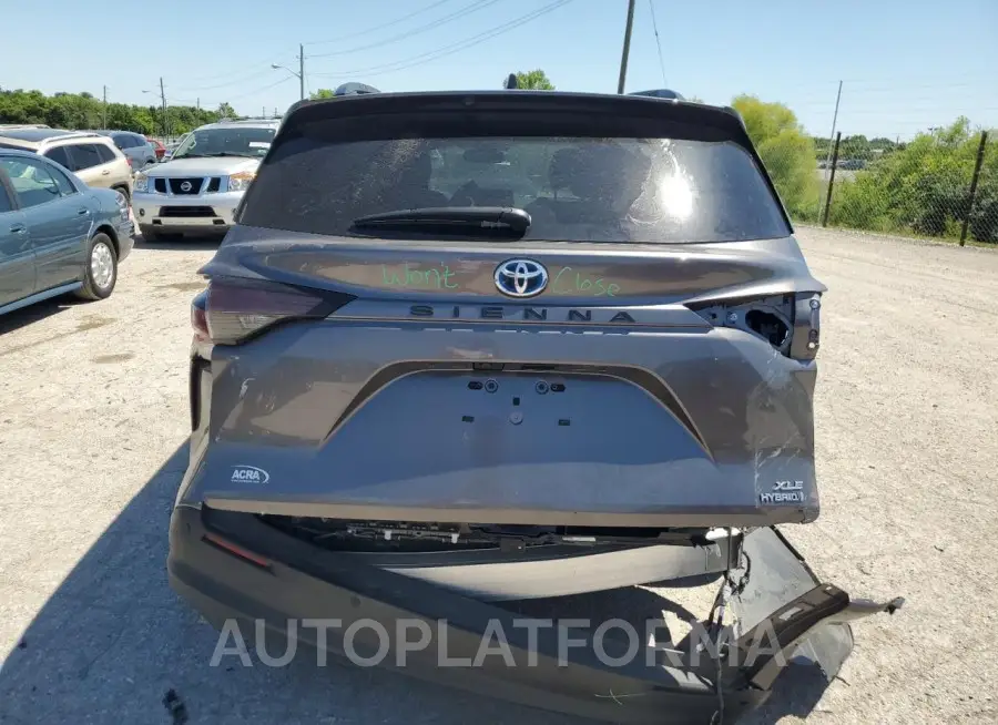 TOYOTA SIENNA XLE 2023 vin 5TDYRKEC1PS144011 from auto auction Copart