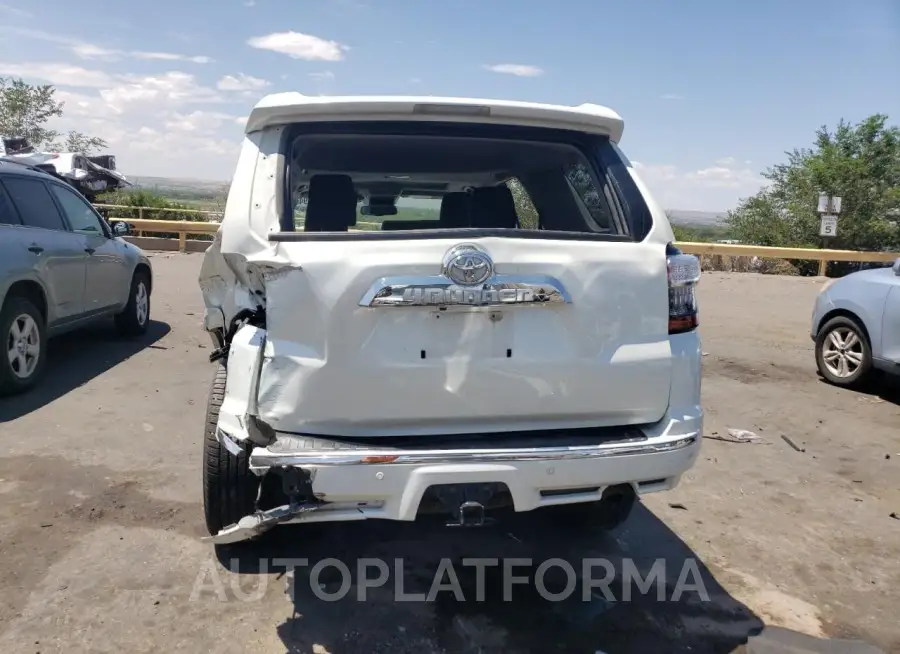 TOYOTA 4RUNNER SR 2019 vin JTEBU5JRXK5640970 from auto auction Copart