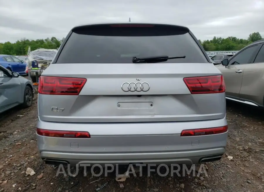 AUDI Q7 PREMIUM 2019 vin WA1AABF71KD000533 from auto auction Copart