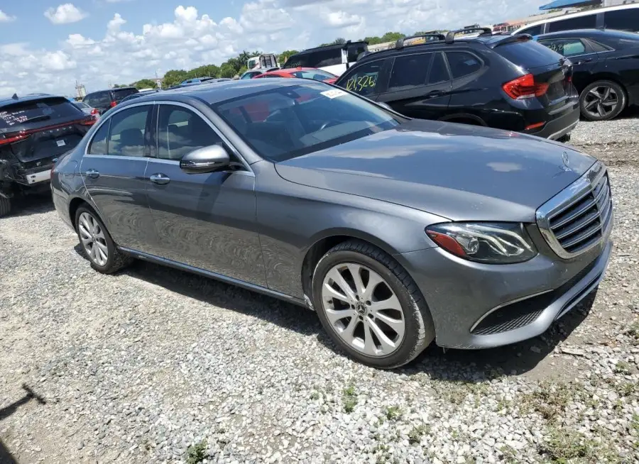 MERCEDES-BENZ E 300 2018 vin WDDZF4JB9JA391695 from auto auction Copart