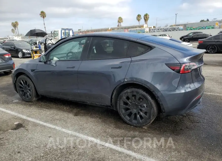 TESLA MODEL Y 2023 vin 7SAYGDEE6PA030576 from auto auction Copart