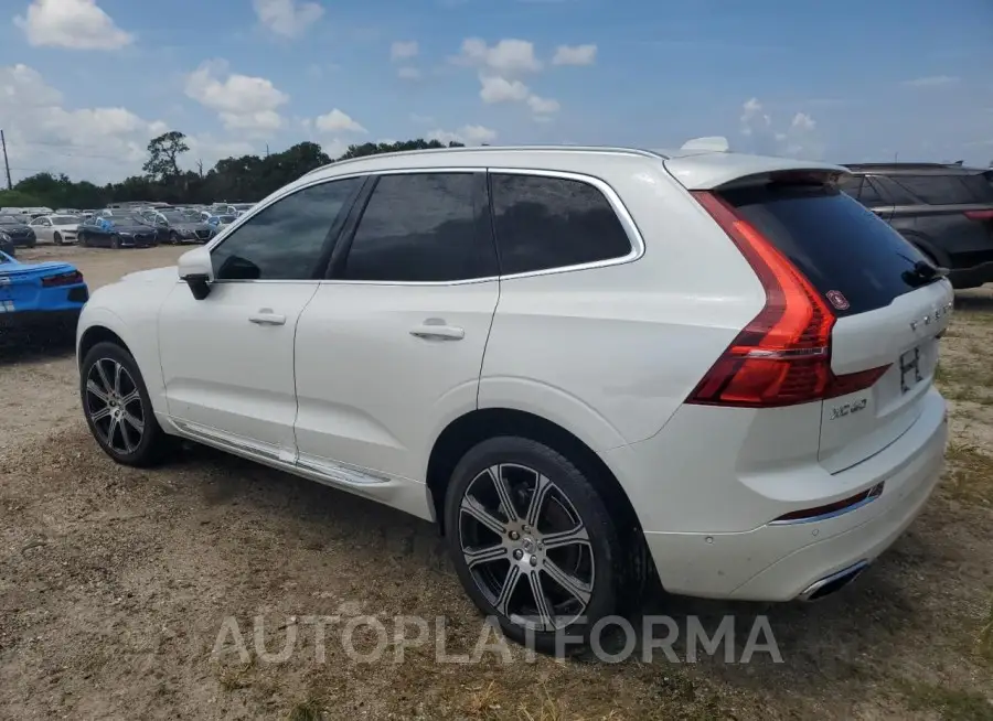 VOLVO XC60 T5 IN 2019 vin LYV102DL8KB332083 from auto auction Copart