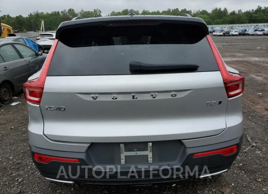 VOLVO XC40 T5 R- 2019 vin YV4162UM8K2065954 from auto auction Copart