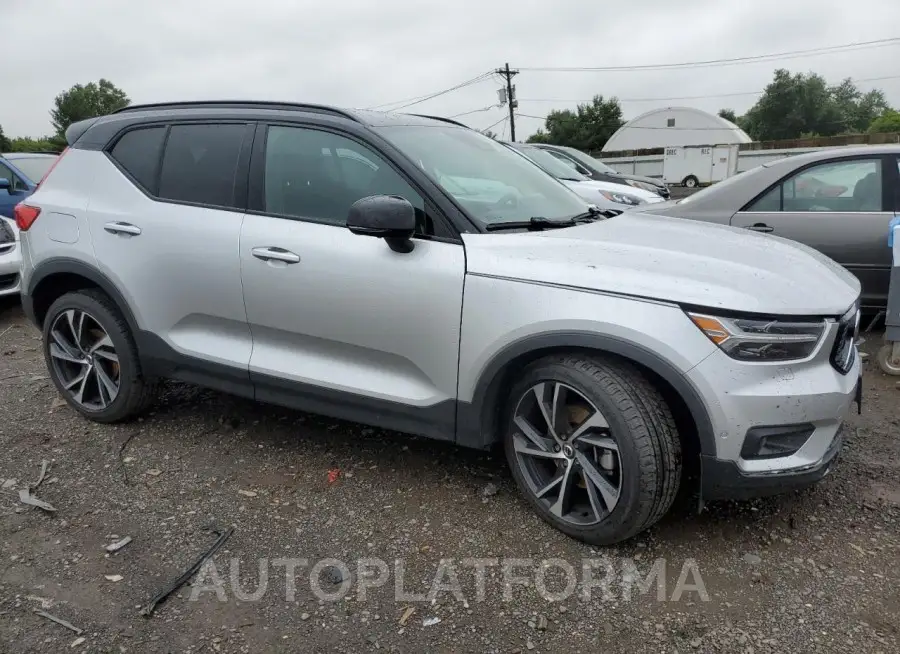 VOLVO XC40 T5 R- 2019 vin YV4162UM8K2065954 from auto auction Copart