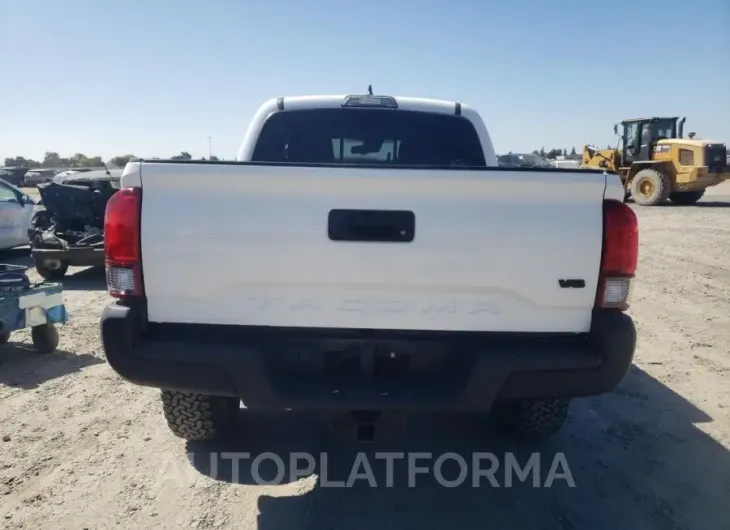 TOYOTA TACOMA DOU 2019 vin 3TMCZ5AN0KM262496 from auto auction Copart