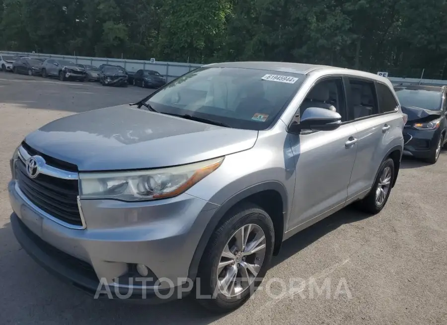 TOYOTA HIGHLANDER 2015 vin 5TDBKRFH8FS075099 from auto auction Copart