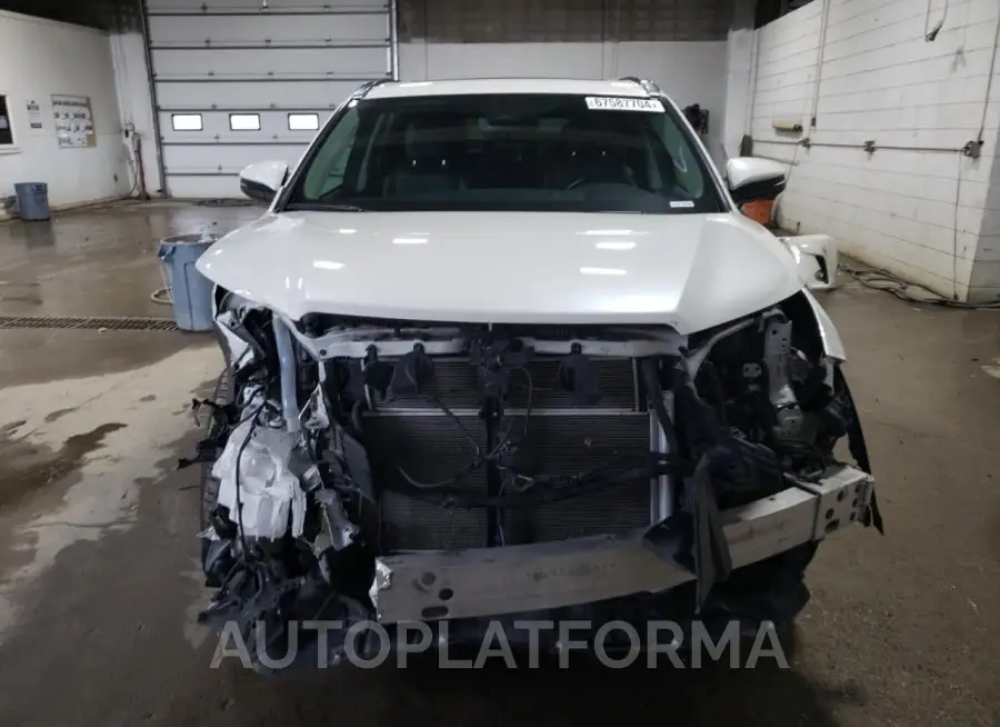 TOYOTA HIGHLANDER 2018 vin 5TDDGRFH8JS050982 from auto auction Copart