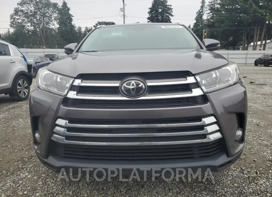 TOYOTA HIGHLANDER 2018 vin 5TDDZRFH8JS863586 from auto auction Copart