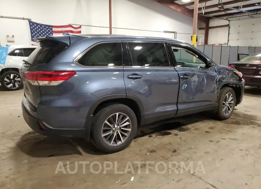 TOYOTA HIGHLANDER 2019 vin 5TDJZRFH0KS717302 from auto auction Copart