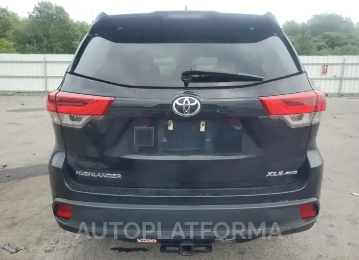 TOYOTA HIGHLANDER 2019 vin 5TDJZRFH4KS734068 from auto auction Copart