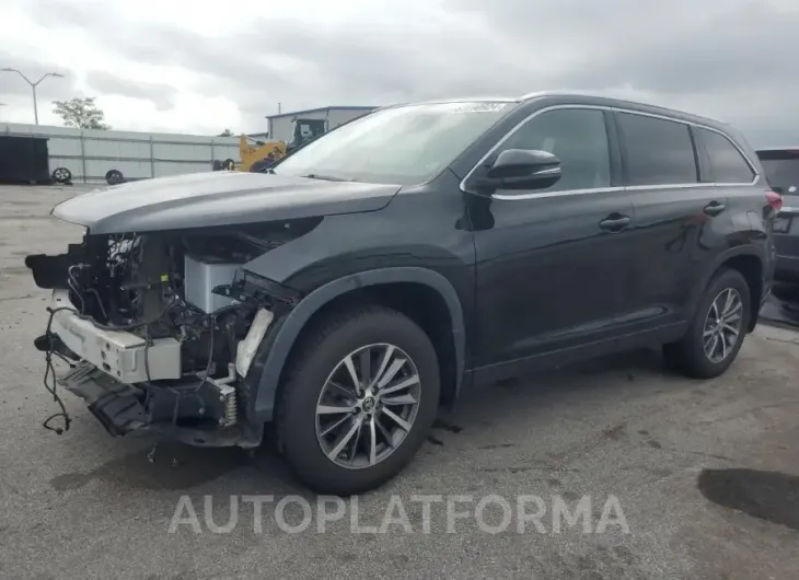 TOYOTA HIGHLANDER 2019 vin 5TDJZRFH4KS734068 from auto auction Copart