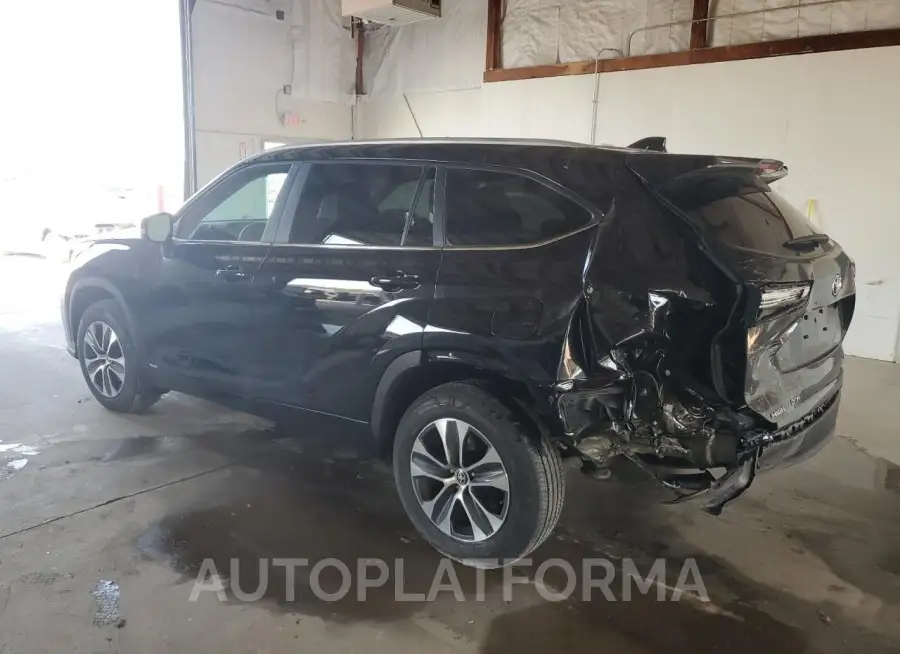 TOYOTA HIGHLANDER 2023 vin 5TDKBRCH2PS130703 from auto auction Copart