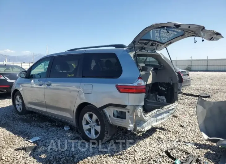 TOYOTA SIENNA LE 2016 vin 5TDKK3DC9GS737696 from auto auction Copart