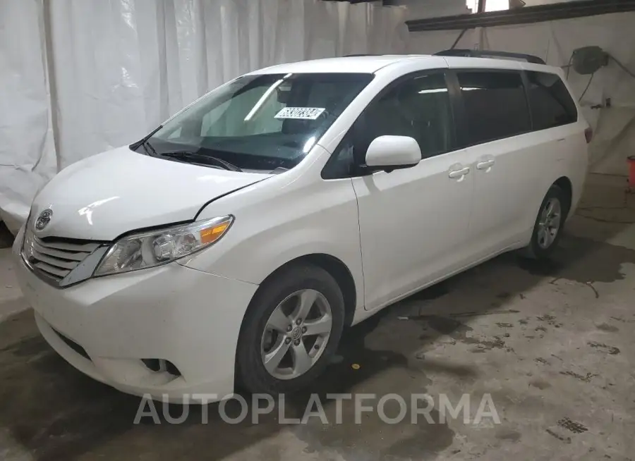 TOYOTA SIENNA LE 2017 vin 5TDKZ3DC8HS800137 from auto auction Copart