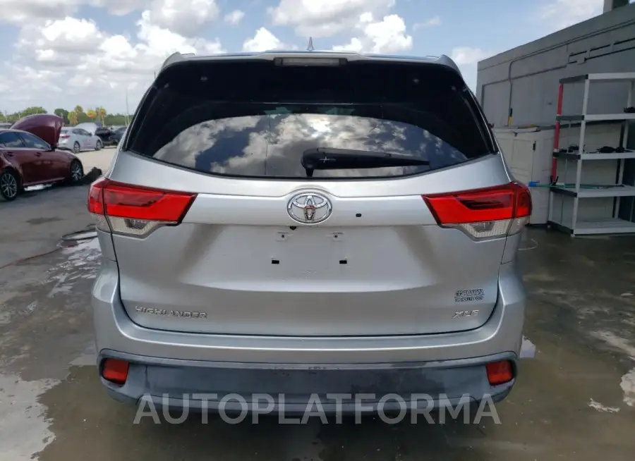 TOYOTA HIGHLANDER 2018 vin 5TDKZRFH3JS259869 from auto auction Copart