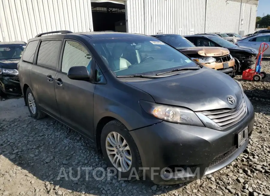 TOYOTA SIENNA XLE 2015 vin 5TDYK3DC4FS535731 from auto auction Copart