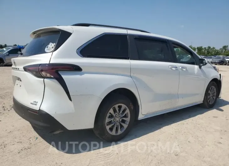 TOYOTA SIENNA XLE 2024 vin 5TDYRKEC8RS180491 from auto auction Copart