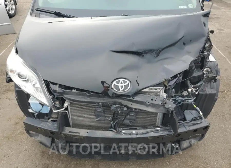 TOYOTA SIENNA XLE 2017 vin 5TDYZ3DC7HS884168 from auto auction Copart