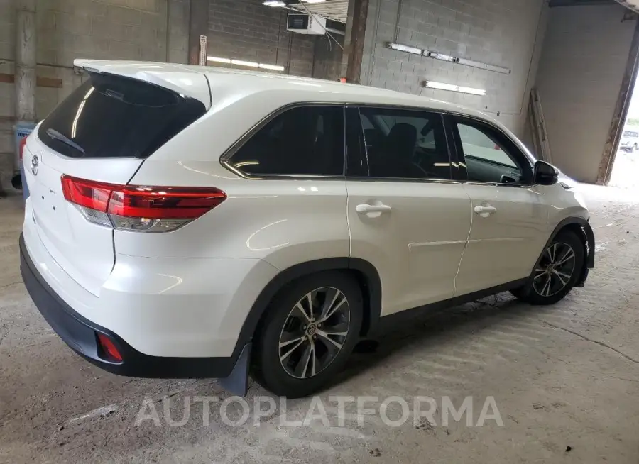 TOYOTA HIGHLANDER 2019 vin 5TDZZRFH9KS323784 from auto auction Copart