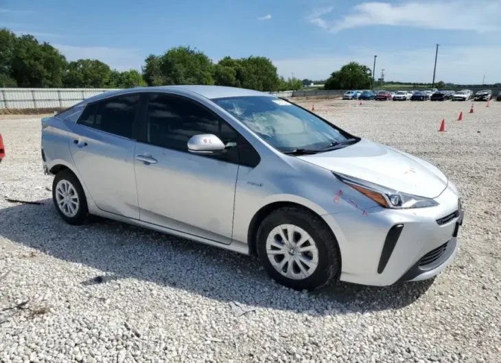 TOYOTA PRIUS SPEC 2021 vin JTDKAMFU7M3147301 from auto auction Copart