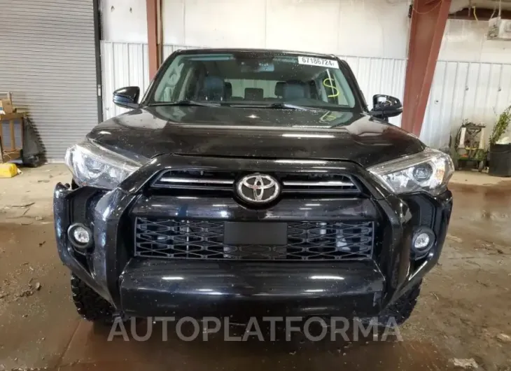 TOYOTA 4RUNNER SR 2021 vin JTENU5JR9M5882830 from auto auction Copart