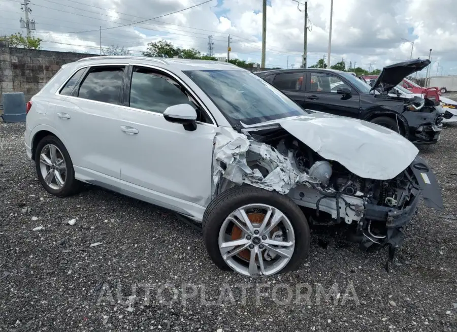 AUDI Q3 PREMIUM 2024 vin WA1DECF33R1051273 from auto auction Copart