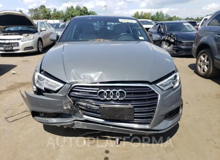 AUDI A3 PREMIUM 2019 vin WAUBEGFF3KA123140 from auto auction Copart