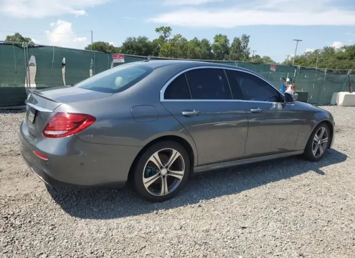 MERCEDES-BENZ E 300 2017 vin WDDZF4JB8HA096663 from auto auction Copart