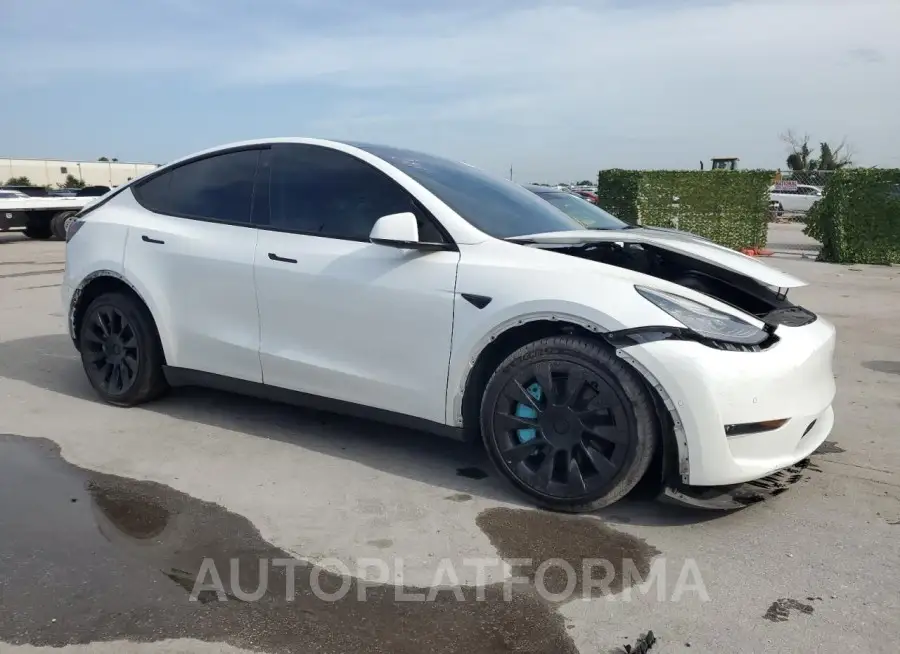 TESLA MODEL Y 2020 vin 5YJYGDEE6LF030894 from auto auction Copart