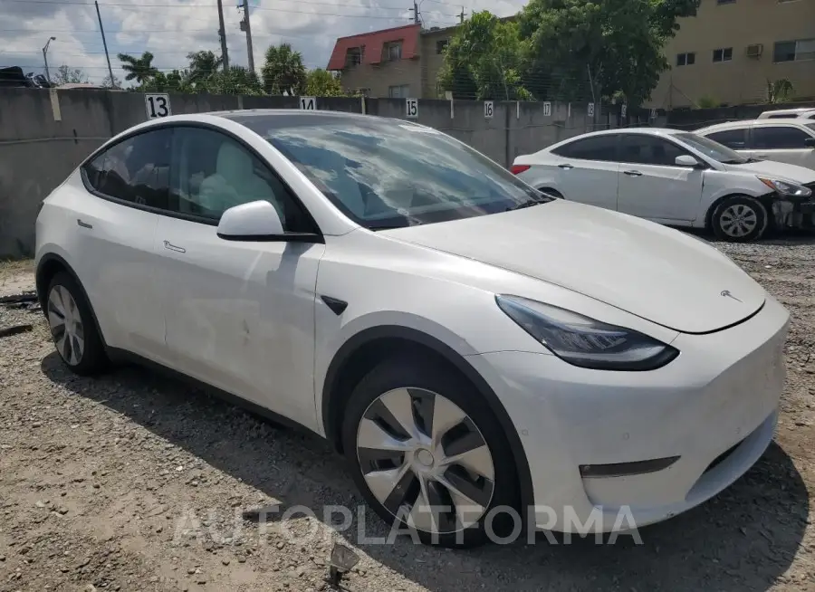 TESLA MODEL Y 2021 vin 5YJYGDEE7MF183513 from auto auction Copart