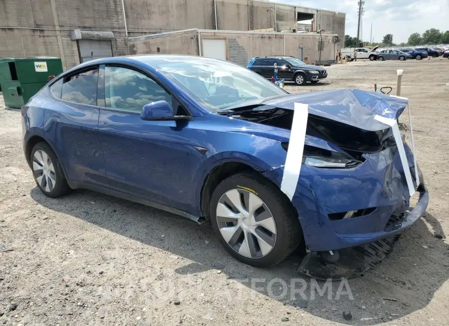 TESLA MODEL Y 2024 vin 7SAYGDEE8RA271994 from auto auction Copart