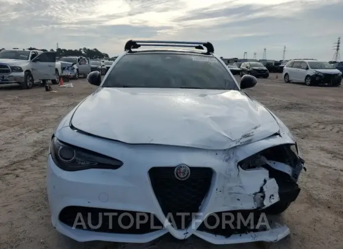 ALFA ROMEO GIULIA SUP 2022 vin ZARFAMBNXN7664785 from auto auction Copart