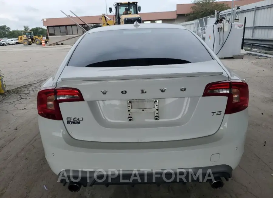 VOLVO S60 R DESI 2016 vin YV126MFP3G2394573 from auto auction Copart