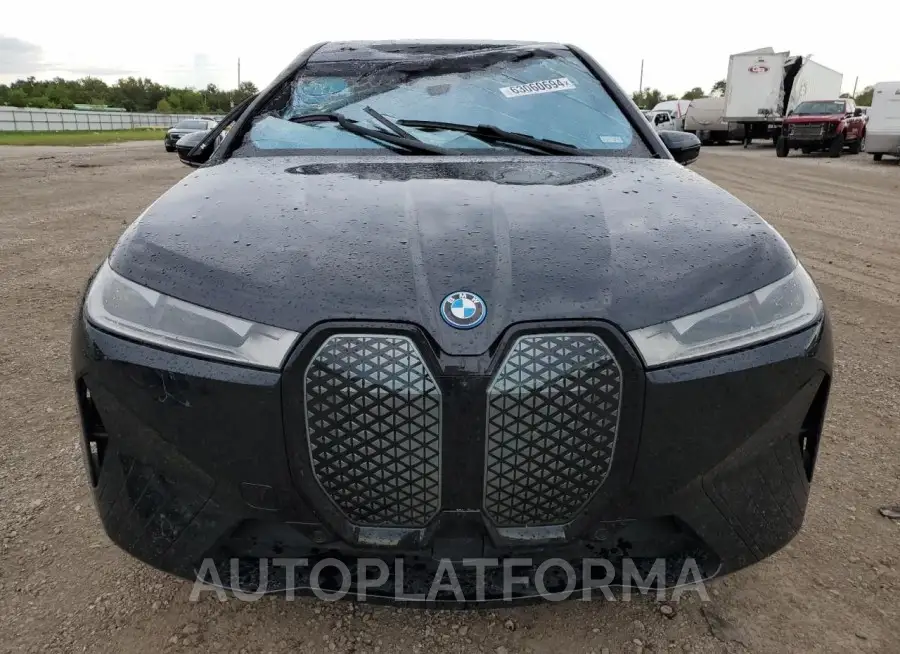 BMW IX XDRIVE5 2024 vin WB523CF03RCP89714 from auto auction Copart