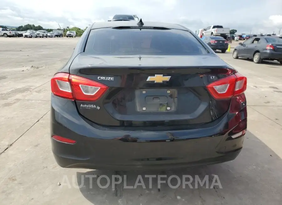 CHEVROLET CRUZE LT 2019 vin 1G1BE5SM6K7145666 from auto auction Copart