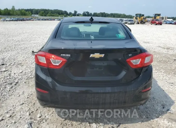 CHEVROLET CRUZE LT 2017 vin 1G1BE5SM7H7235563 from auto auction Copart