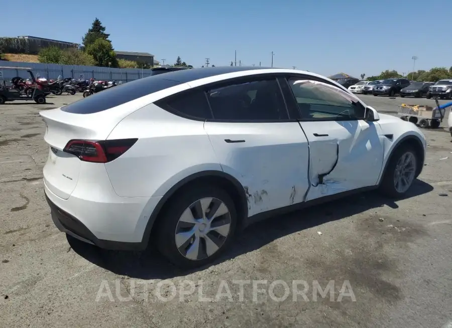 TESLA MODEL Y 2022 vin 7SAYGAEE2NF556296 from auto auction Copart