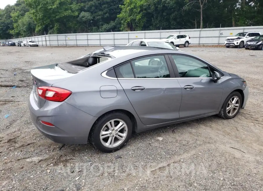 CHEVROLET CRUZE LT 2018 vin 1G1BE5SM1J7209045 from auto auction Copart