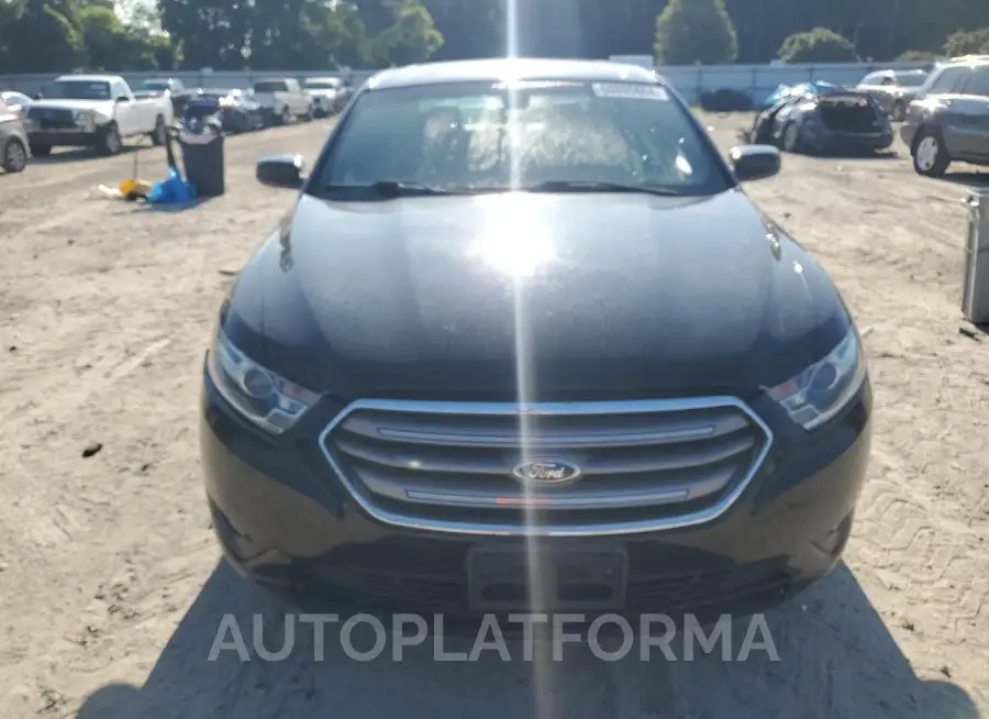 FORD TAURUS SEL 2016 vin 1FAHP2H81GG130817 from auto auction Copart