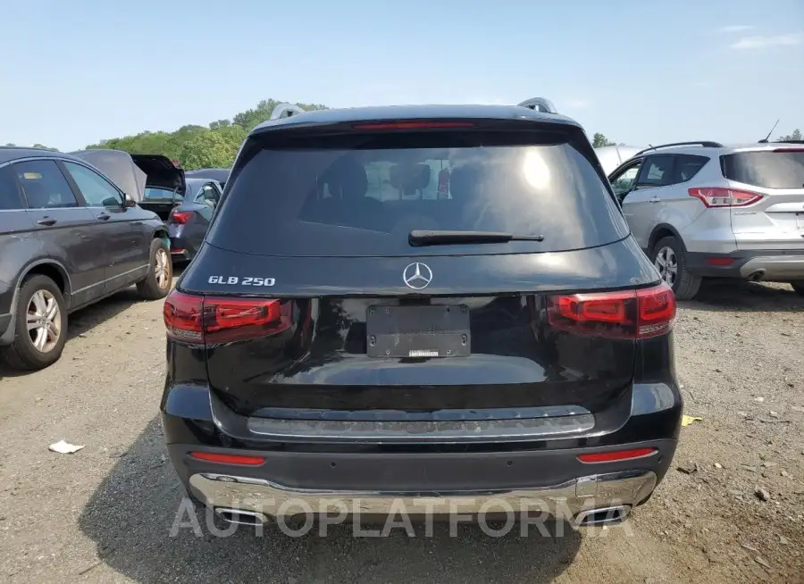 MERCEDES-BENZ GLB 250 2021 vin W1N4M4GBXMW078169 from auto auction Copart