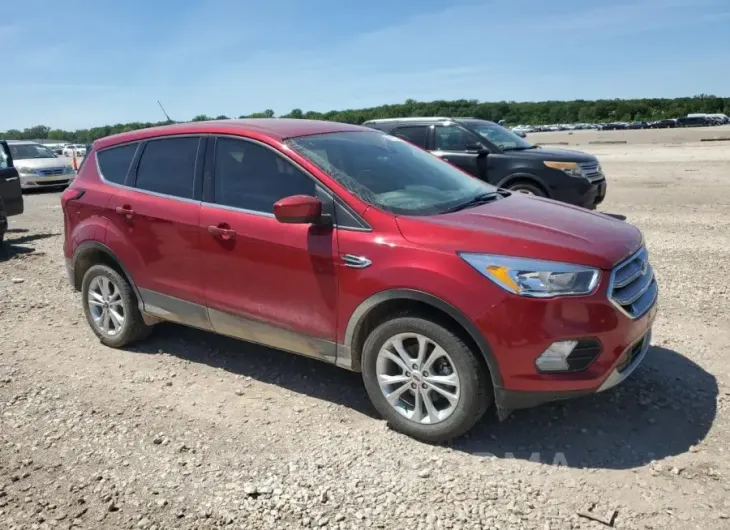 FORD ESCAPE SE 2019 vin 1FMCU0GD9KUB59715 from auto auction Copart