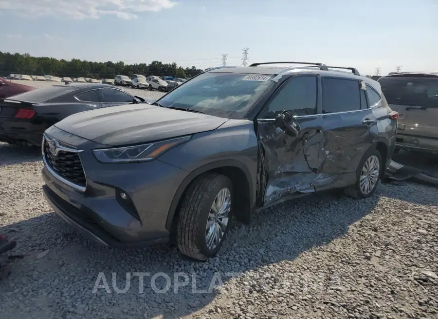 TOYOTA HIGHLANDER 2023 vin 5TDEBRCH8PS133781 from auto auction Copart