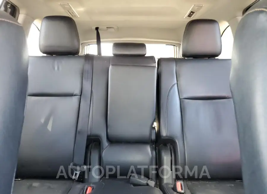 TOYOTA HIGHLANDER 2019 vin 5TDJGRFH9KS070971 from auto auction Copart