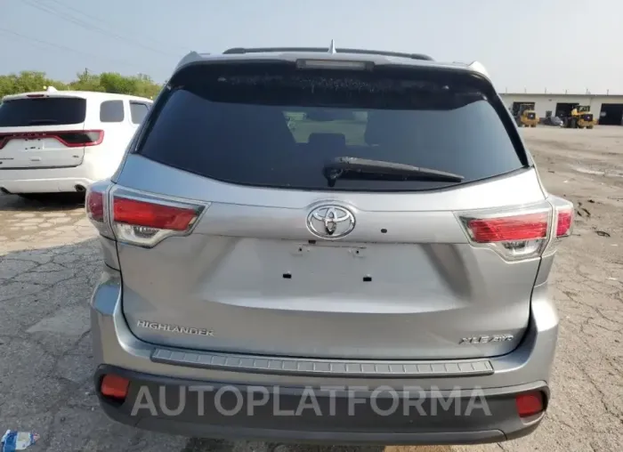 TOYOTA HIGHLANDER 2015 vin 5TDJKRFH2FS177106 from auto auction Copart