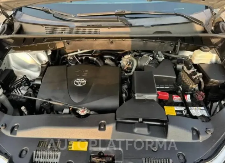 TOYOTA HIGHLANDER 2018 vin 5TDJZRFHXJS533578 from auto auction Copart