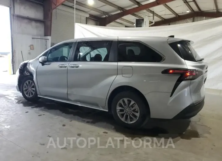 TOYOTA SIENNA LE 2024 vin 5TDKRKEC6RS207368 from auto auction Copart